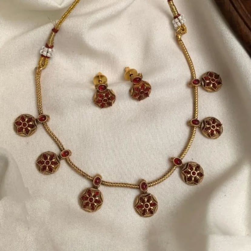 Onam Collection Neckpiece Set